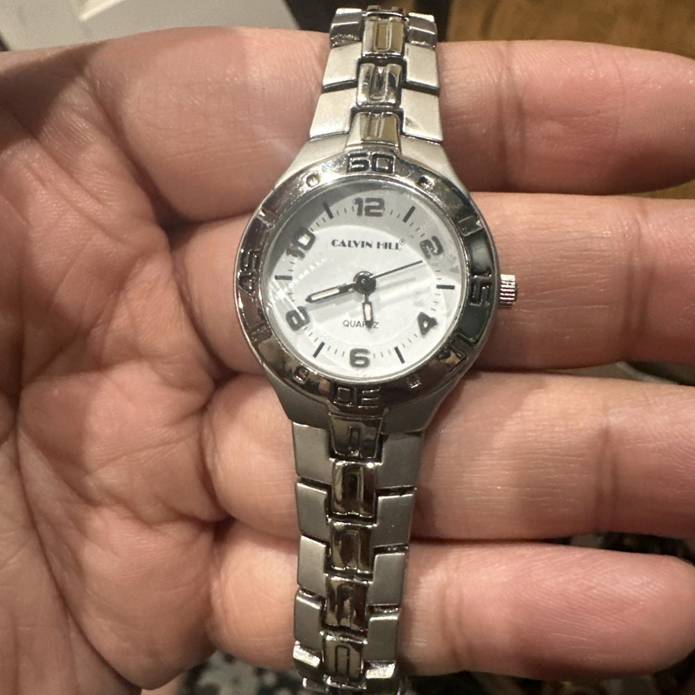 Working Calvin Hill Women's Silver Quartz Analog Watch 27mm Fit 8in -New Battery